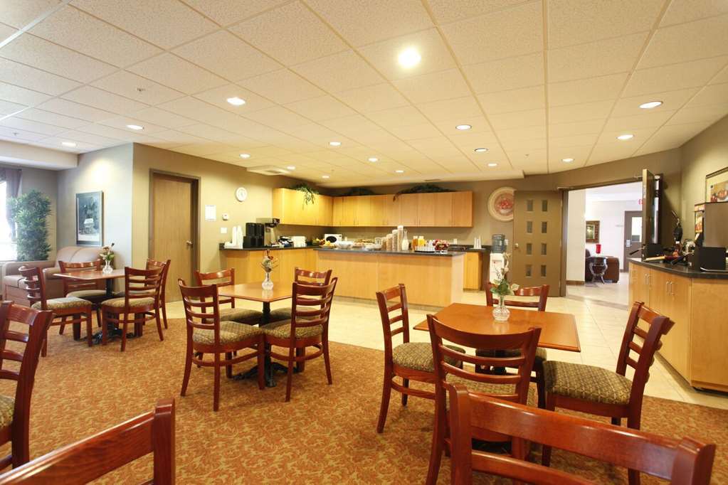 Coast Grimshaw Hotel & Suites Amenities photo